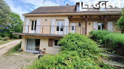 /international/fr/saint-crepin-et-carlucet-aquitaine-310108182741/
