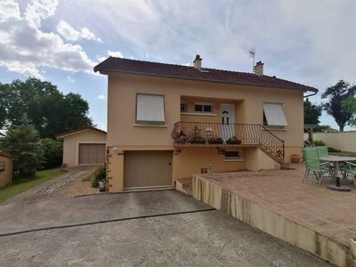 /international/fr/peyrat-de-bellac-limousin-310108632964/?lang=fr
