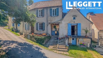 /international/fr/jumilhac-le-grand-aquitaine-310100295676/?lang=en