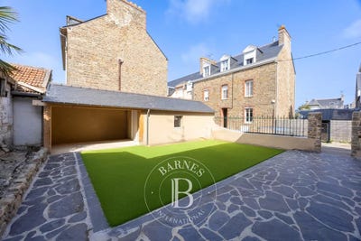 /international/fr/st-malo-brittany-310101327386/