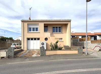 /international/fr/les-sables-d-olonne-pays-de-la-loire-310108368209/
