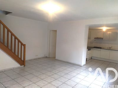 /international/fr/maing-centre-val-de-loire-310107674084/