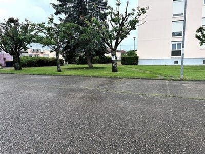 /international/fr/roanne-rhone-310099685457/