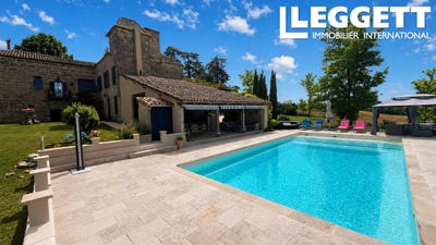 /international/fr/lauzun-aquitaine-310105418996/