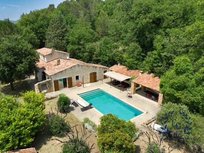 /international/fr/brue-auriac-provence-alpes-cote-d-azur-310099838591/?lang=pt