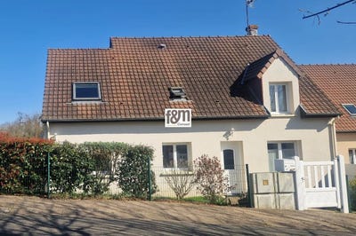 /international/fr/la-chaussee-saint-victor-centre-val-de-loire-310105629639/