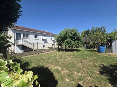 /international/fr/les-herbiers-pays-de-la-loire-310108870008/