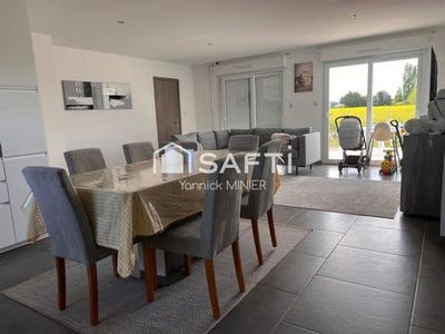 /international/fr/la-chapelle-sur-loire-centre-val-de-loire-310107446888/