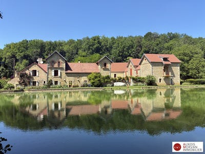 /international/fr/flavigny-sur-ozerain-burgundy-310108634267/