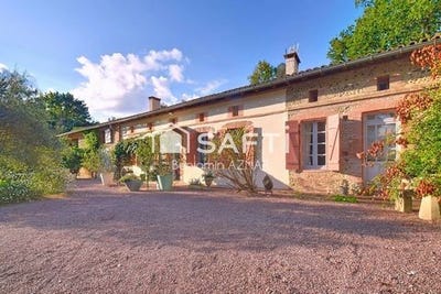 /international/fr/levignac-midi-pyrenees-310102849385/