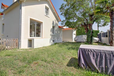/international/fr/carrieres-sous-poissy-ile-de-france-310100876216/?lang=zh-tw
