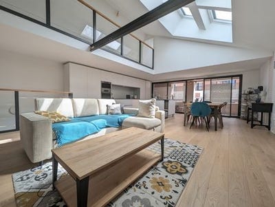 /international/fr/cholet-pays-de-la-loire-310100548927/