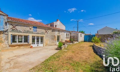 /international/fr/nalliers-pays-de-la-loire-310100540422/