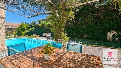 /international/fr/saint-raphael-provence-alpes-cote-d-azur-310101227288/?lang=fr