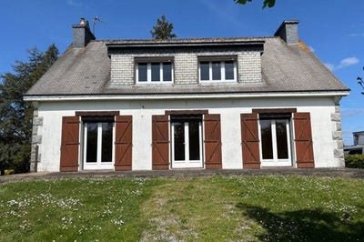 /international/fr/ploermel-brittany-310107888104/