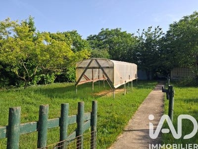 /international/fr/manthelan-centre-val-de-loire-310103610583/