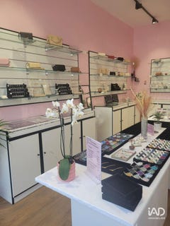/international/fr/tours-centre-val-de-loire-310105373815/