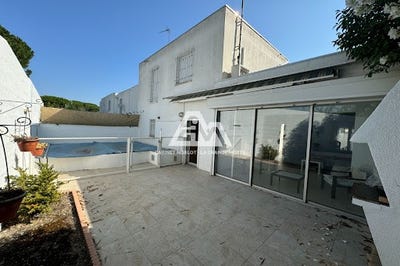 /international/fr/la-grande-motte-centre-val-de-loire-310100104788/