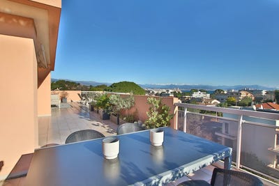 /international/fr/antibes-hh-15726033-antibes-provence-alpes-cote-d-azur-310100957889/
