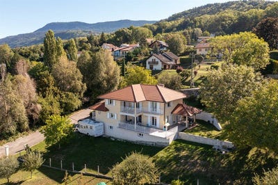 /international/fr/cranves-sales-hh-14683900-cranves-sales-rhone-310100954774/