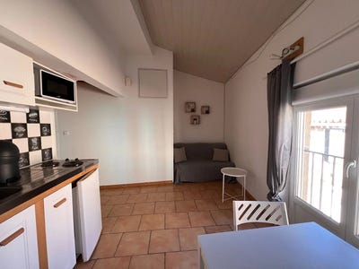 /international/fr/lasbordes-languedoc-roussillon-310107068283/