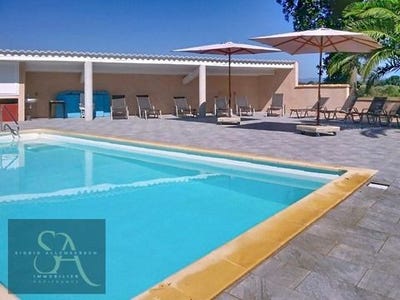 /international/fr/narbonne-languedoc-roussillon-310101388497/