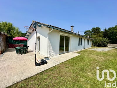 /international/fr/sainte-helene-burgundy-310100110853/