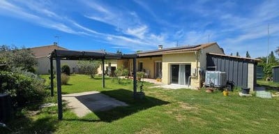 /international/fr/tarascon-provence-alpes-cote-d-azur-310107446719/