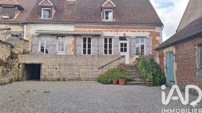 /international/fr/bailleul-sur-therain-picardie-310108809165/