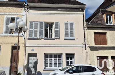 /international/fr/tonnerre-burgundy-310100431693/