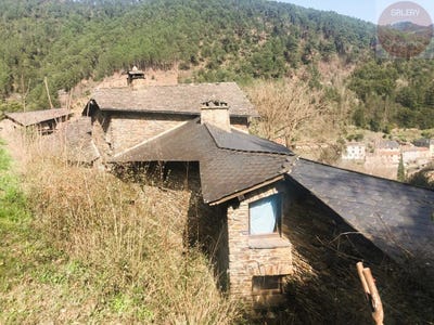 /international/fr/sainte-croix-vallee-francaise-languedoc-roussillon-310099624166/