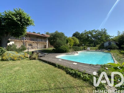 /international/fr/castelmoron-sur-lot-aquitaine-310104986669/