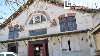 /international/fr/combiers-charente-310106404203/