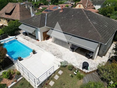 /international/fr/figeac-midi-pyrenees-310108211583/