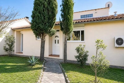 /international/fr/vauvert-languedoc-roussillon-310107792901/?lang=th