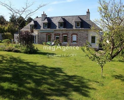/international/fr/paimpol-brittany-310103820830/