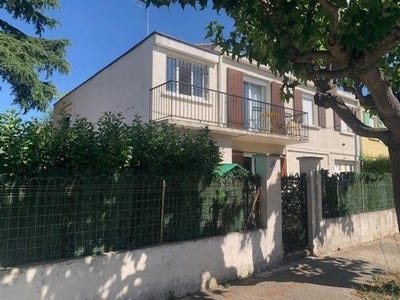 /international/fr/rodilhan-languedoc-roussillon-310101381699/?lang=es