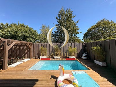 /international/fr/ustaritz-aquitaine-310106991329/