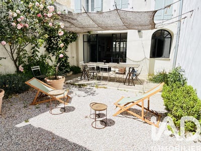 /international/fr/gruissan-languedoc-roussillon-310108159266/