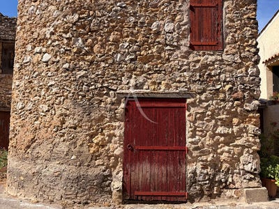 /international/fr/vinon-sur-verdon-provence-alpes-cote-d-azur-310108590632/