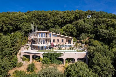 /international/fr/cabris-provence-alpes-cote-d-azur-310108465014/