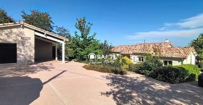 /international/fr/carla-bayle-midi-pyrenees-310109879423/