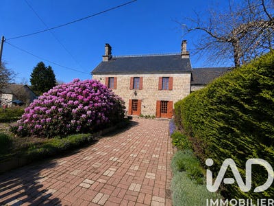 /international/fr/saint-maurice-pres-crocq-limousin-310107358856/
