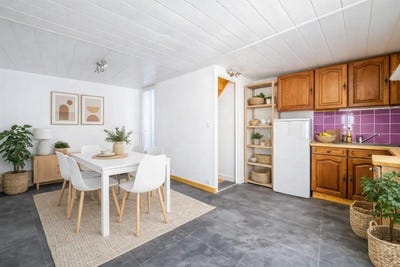 /international/fr/pezenas-languedoc-roussillon-310107838723/