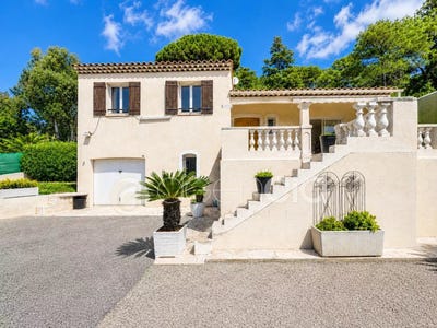 /international/fr/pegomas-provence-alpes-cote-d-azur-310106682437/