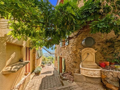 /international/fr/vaux-en-beaujolais-rhone-310108430770/