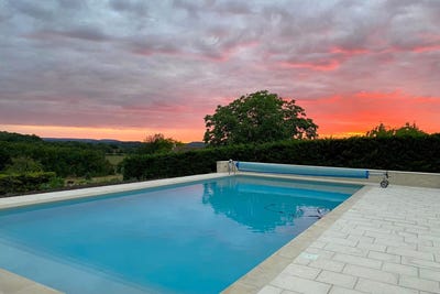 /international/fr/gourdon-midi-pyrenees-310107498708/