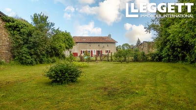 /international/fr/massignac-charente-120084537494/