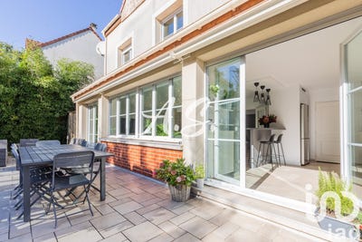 /international/fr/verrieres-le-buisson-ile-de-france-310099279469/