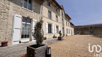 /international/fr/anais-charente-310100228935/?lang=zh-tw